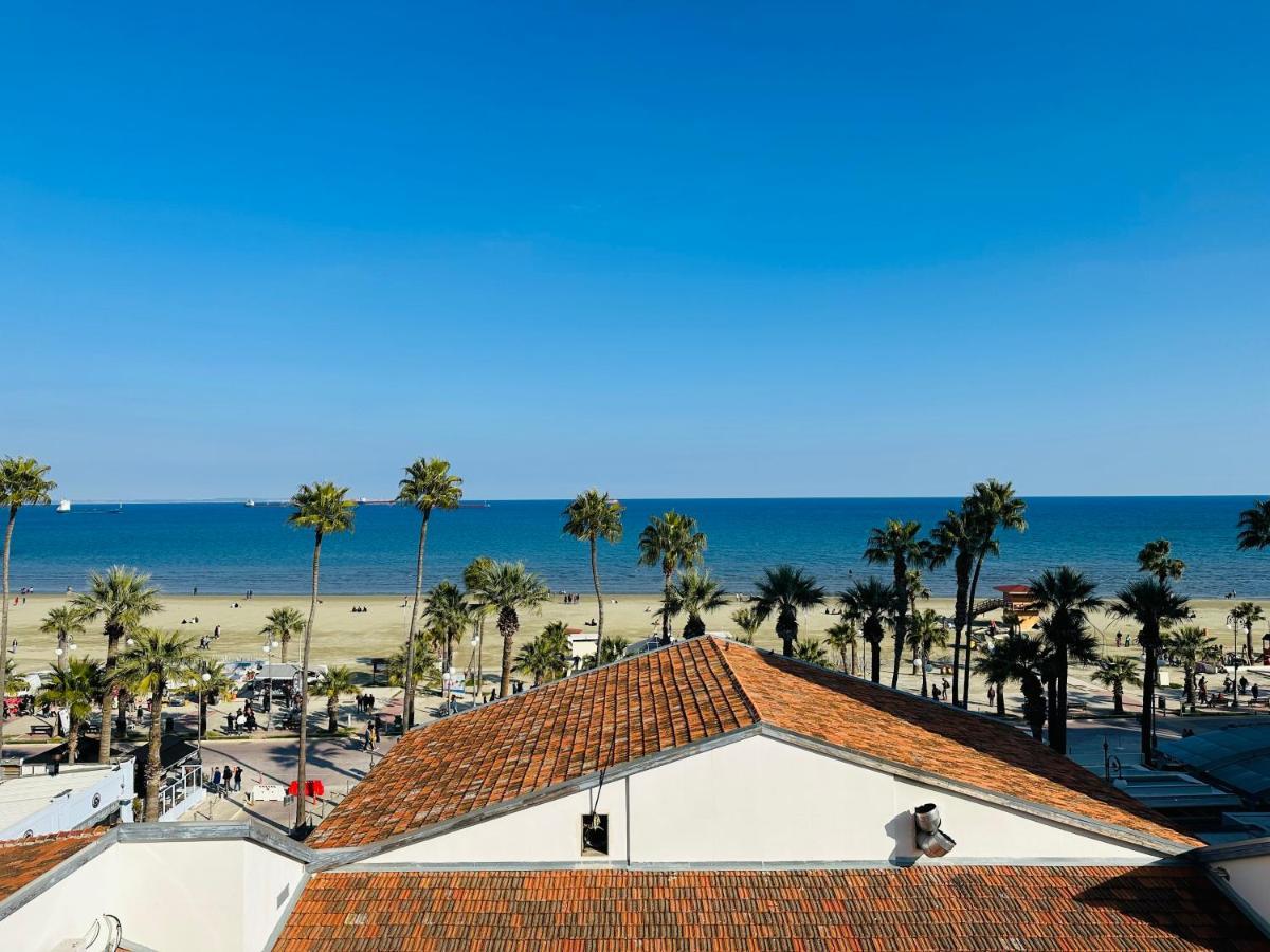 Whispering Palms 1-Br Apt By Finikoudes Beach Larnaca Exterior foto